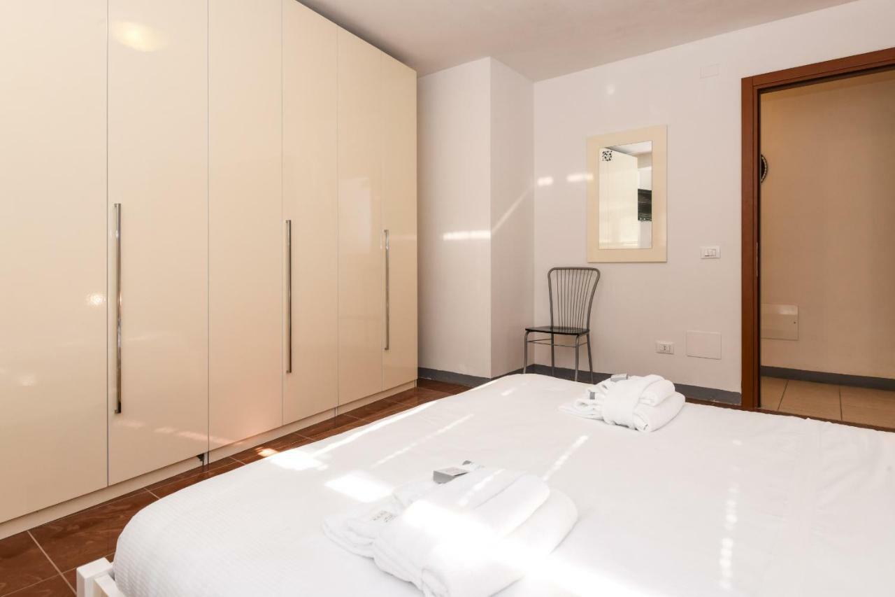 Desenzano Beach Apartment Desenzano del Garda Zewnętrze zdjęcie